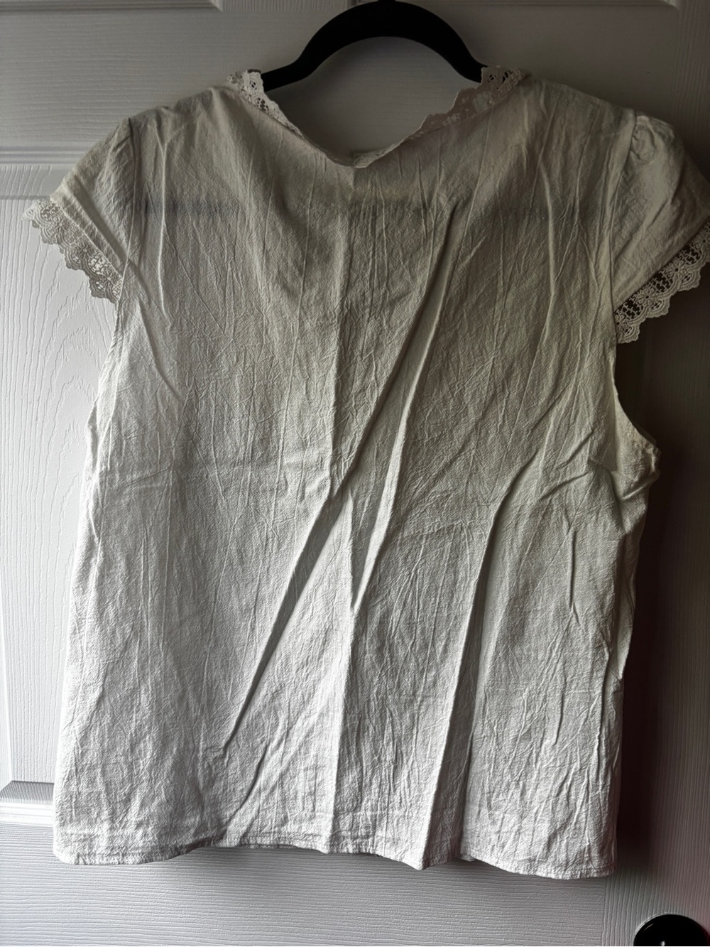 SHEIN Cream Lace-Trim Cap Sleeve Blouse - Picture 2 of 3